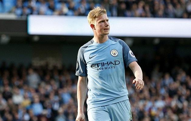 旭旭宝宝连麦老同事，直播间共赏八美齐跳扫腿舞，网友：过年了！