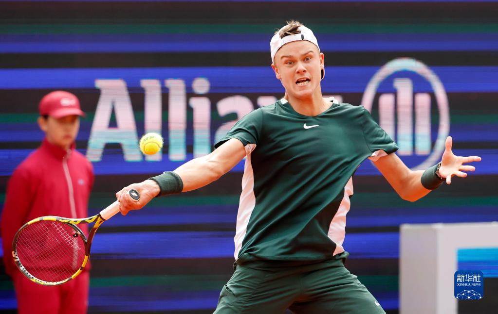 搜索上的竞 搜索上的竞