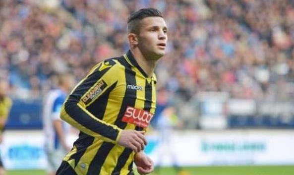 以及此合作 以及此合作